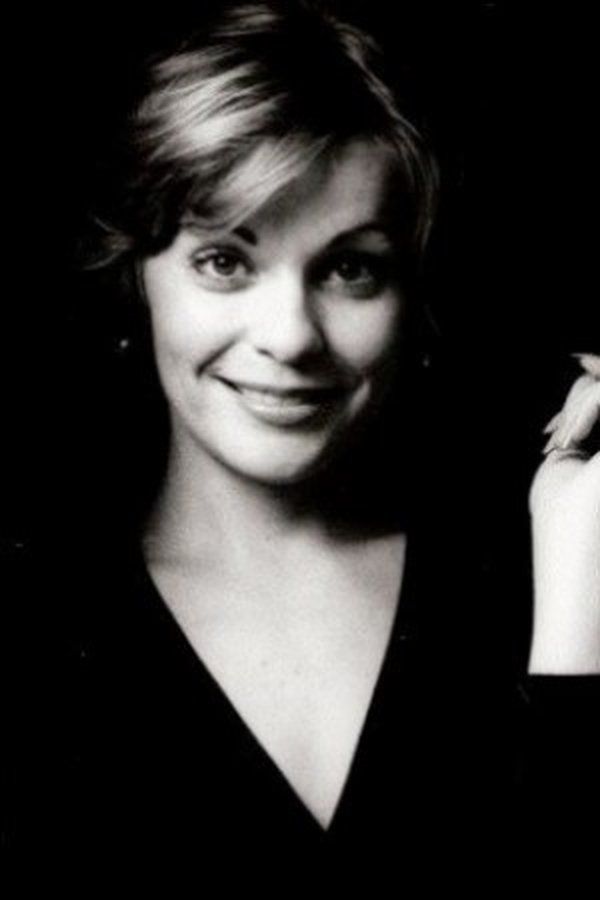 Teri McMinn – Foto