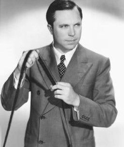 William V. Skall – Foto