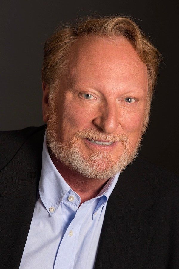 Jeffrey Jones – Foto