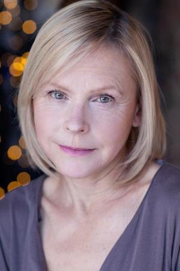 Annabelle Lanyon – Foto