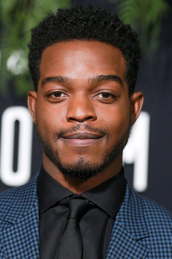 Stephan James – Foto