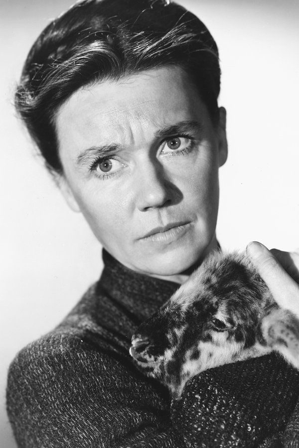 Jeanette Nolan – Foto