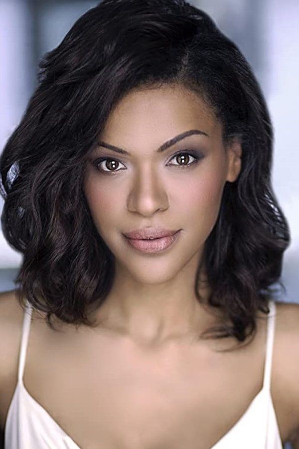 Alvina August – Foto