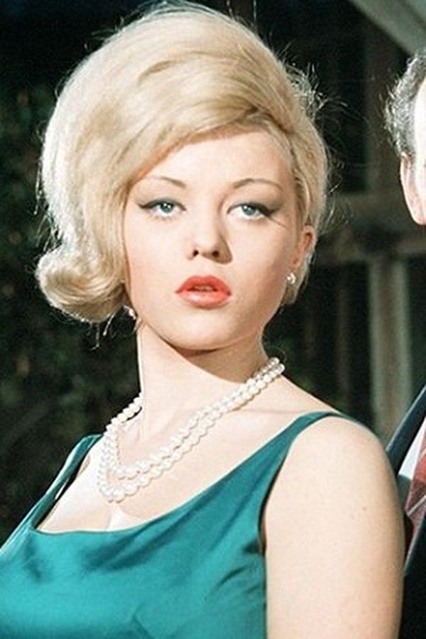 Margaret Nolan – Foto
