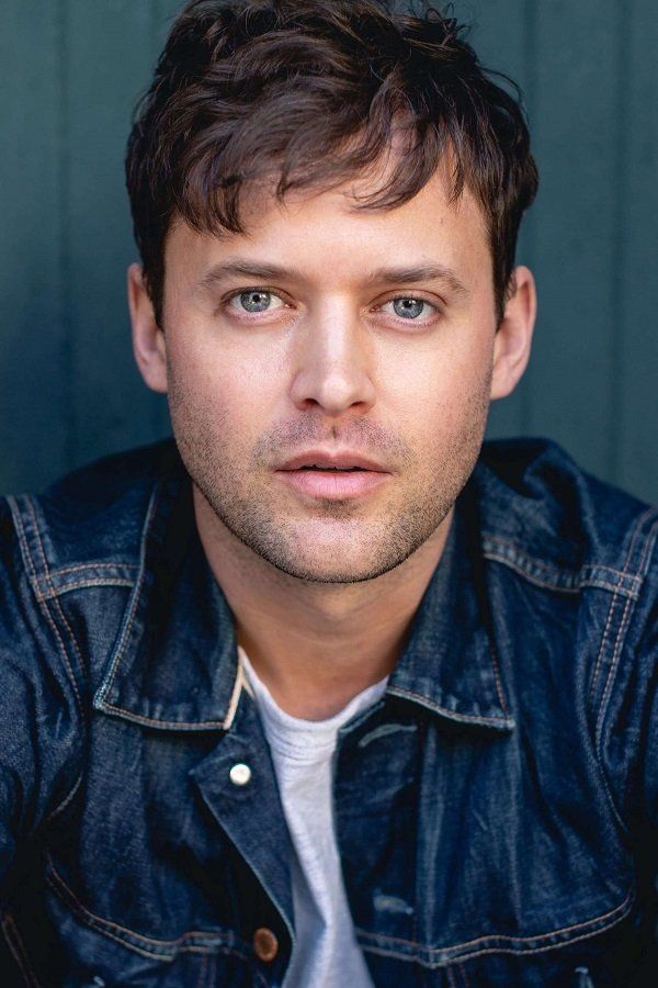 Oliver Ackland – Foto
