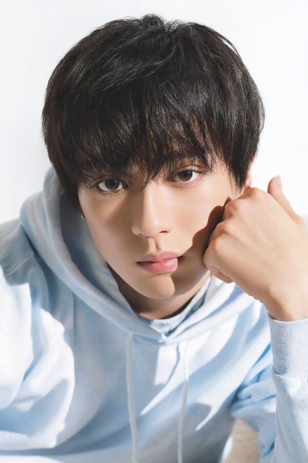 Mackenyu – Foto