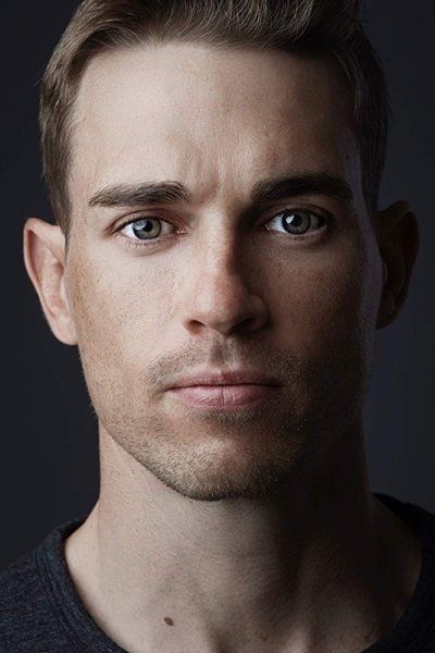 DeVille Vannik – Foto