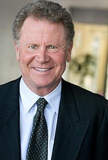 Robert Pierce – Foto