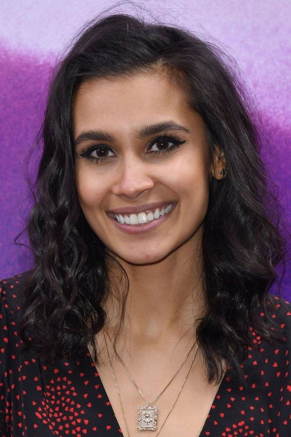 Sophia Ali – Foto