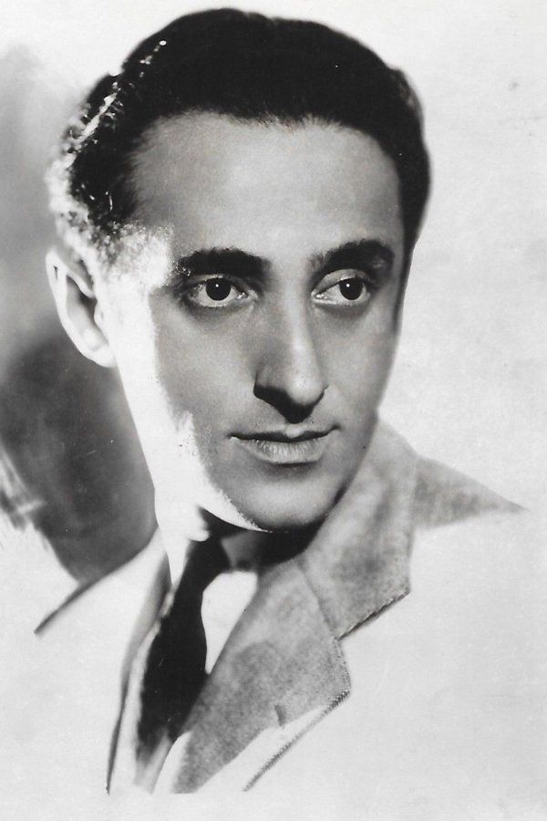 Leon Belasco – Foto