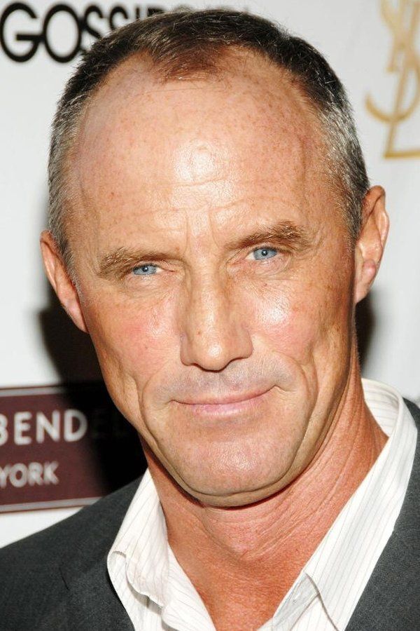 Robert John Burke – Foto