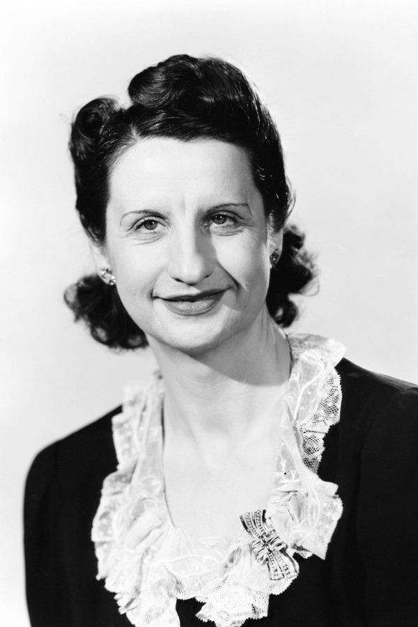 Hope Emerson – Foto