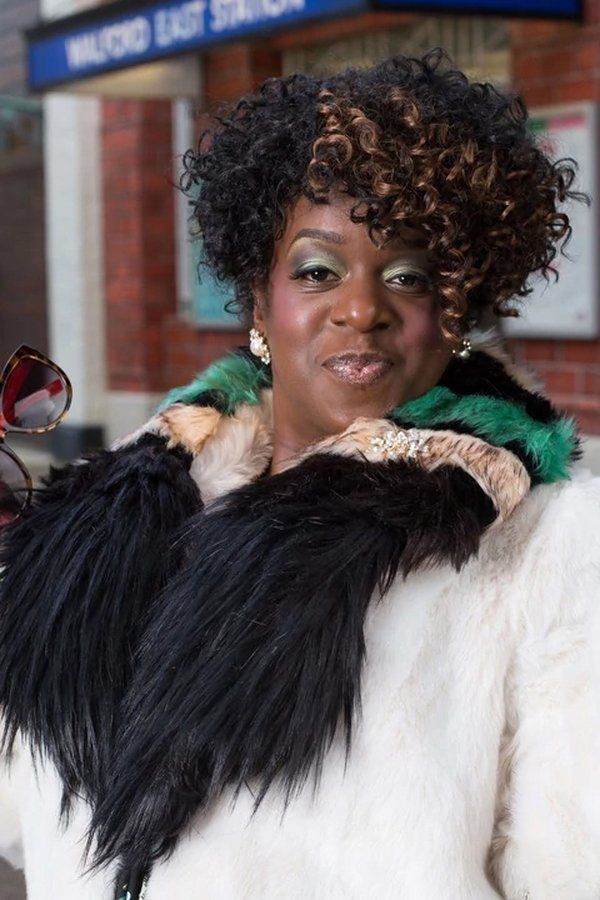 Tameka Empson – Foto