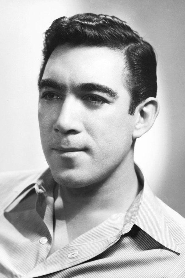 Anthony Quinn – Foto