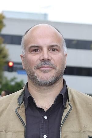 Tony Guma – Foto