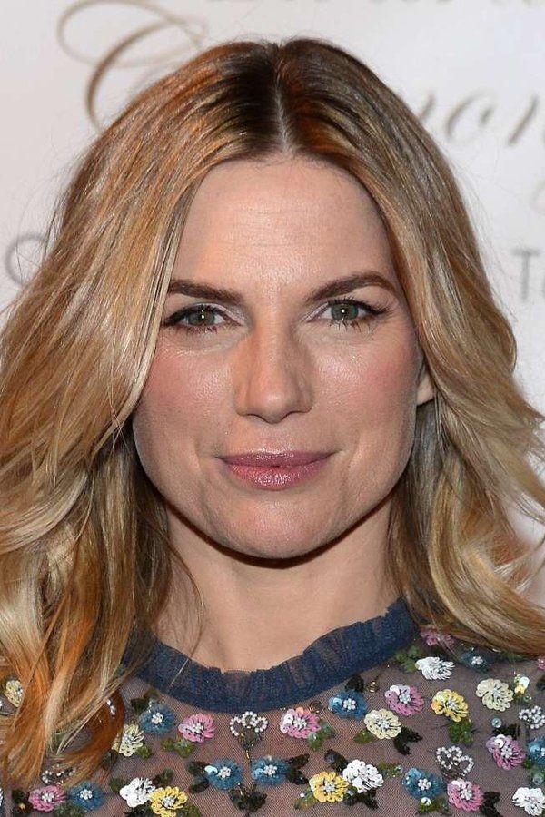 Eva Birthistle – Foto