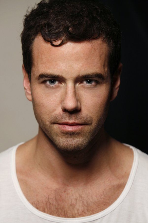 Joseph Beattie – Foto