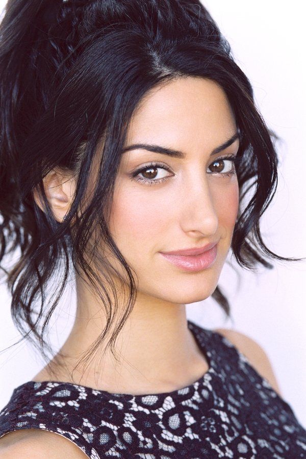 Ayden Mayeri – Foto