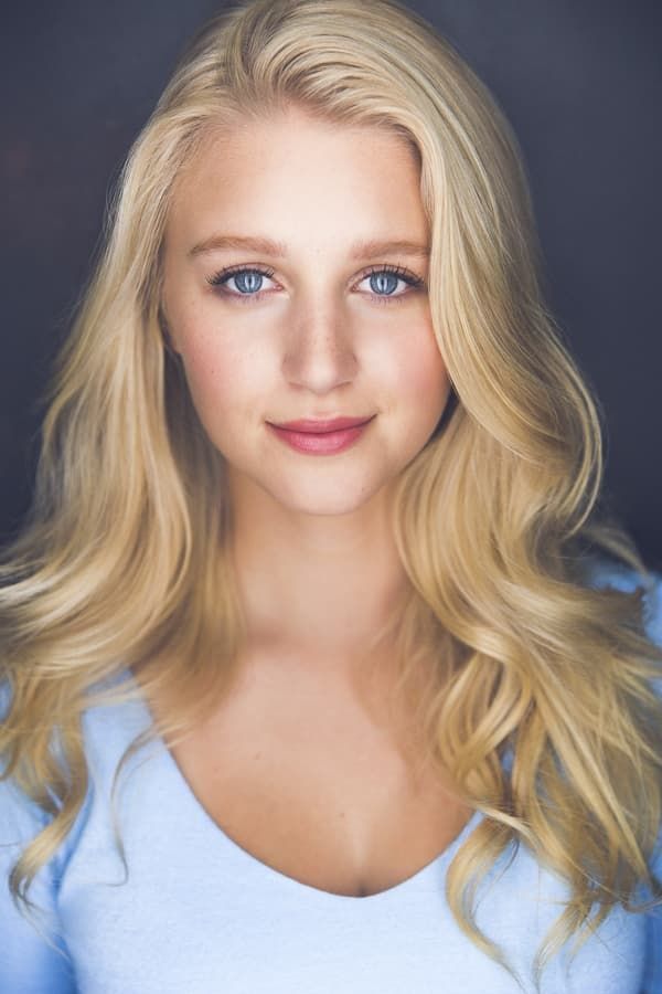 Julia Schlaepfer – Foto