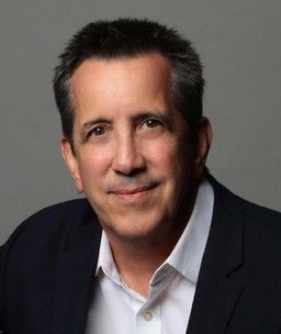 Christopher DeFaria – Foto