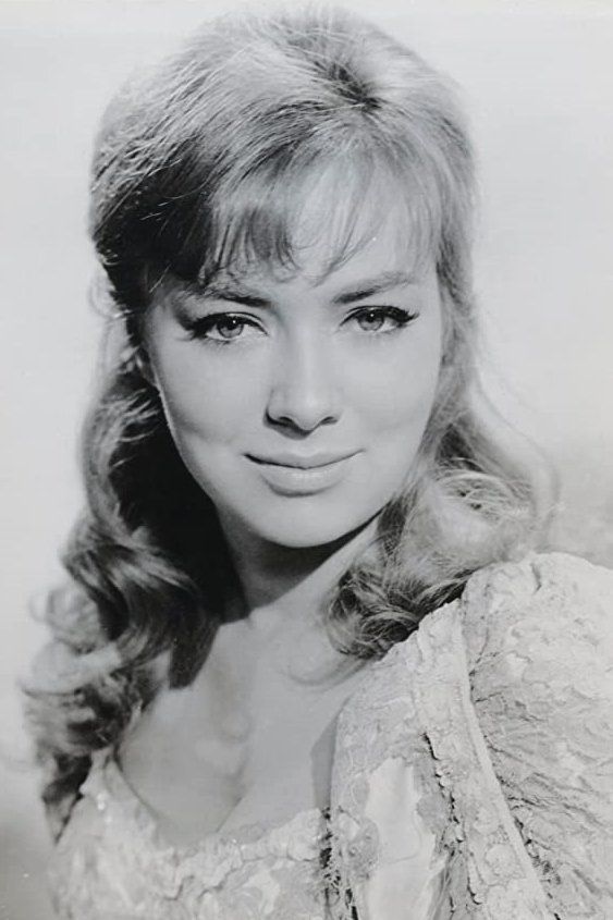 Beth Rogan – Foto