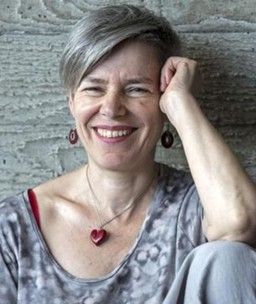 Rona Munro – Foto