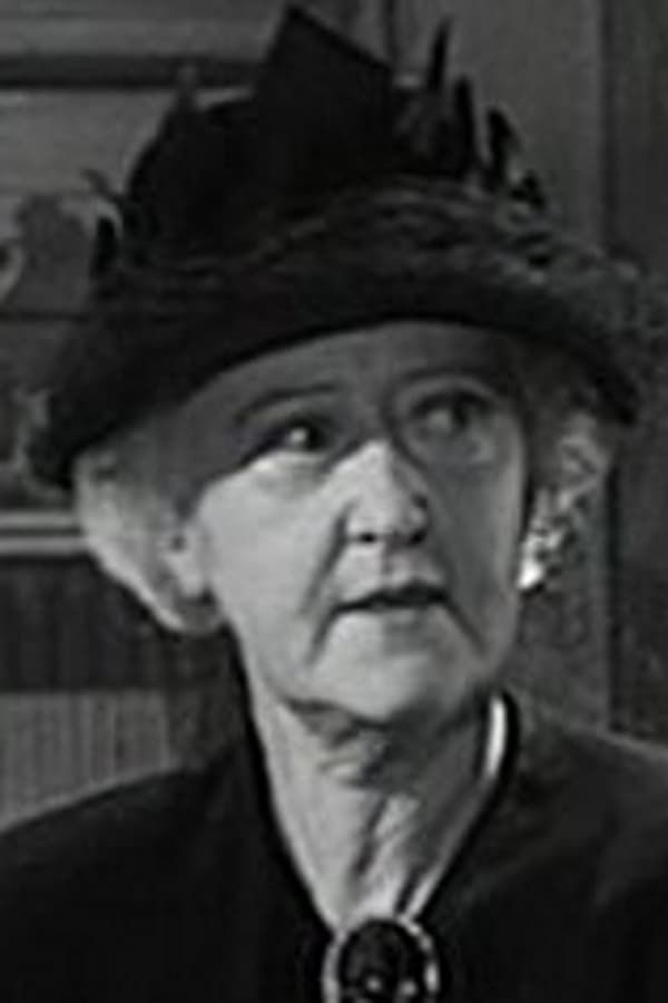 Lydia Bilbrook – Foto