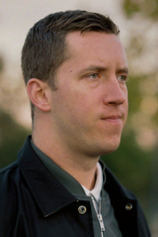 Adam Bricker – Foto