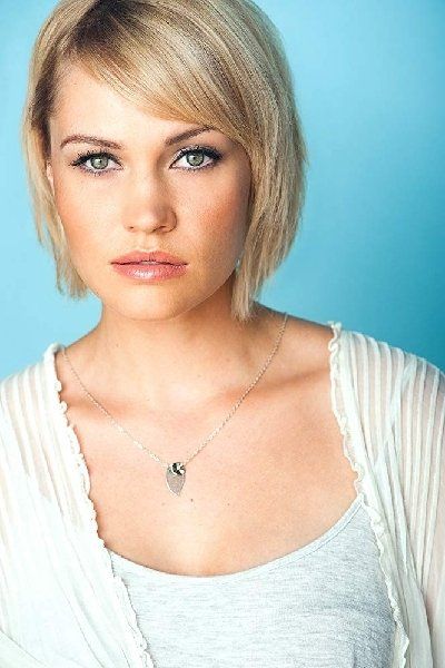 Whitney Moore – Foto