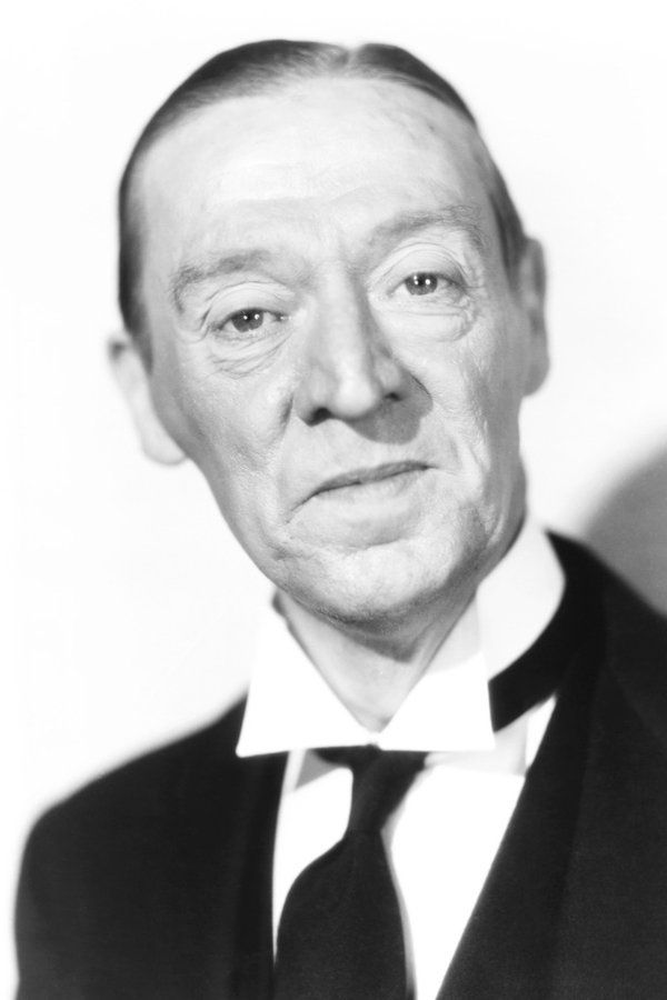 E. E. Clive – Foto
