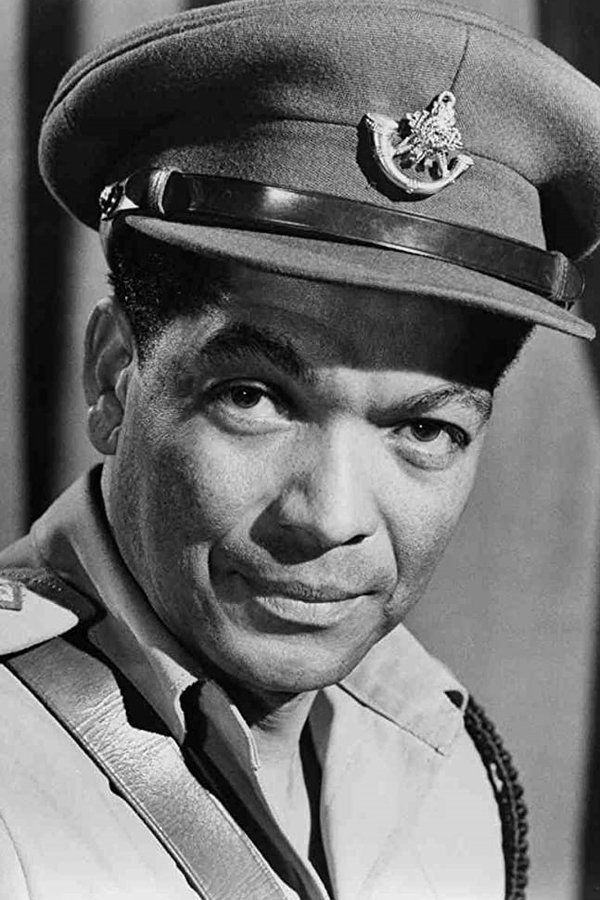 Earl Cameron – Foto