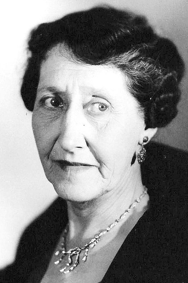 Elspeth Dudgeon – Foto