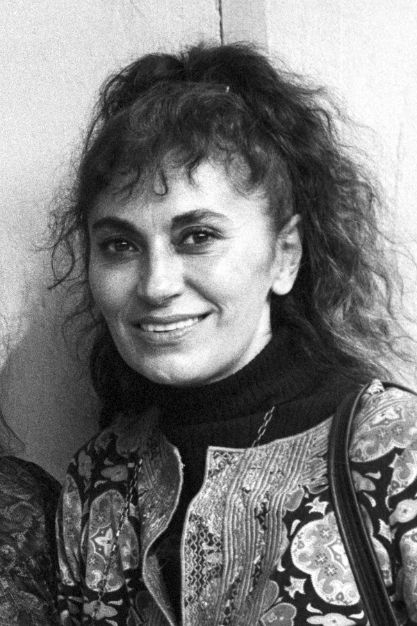 Aïché Nana – Foto
