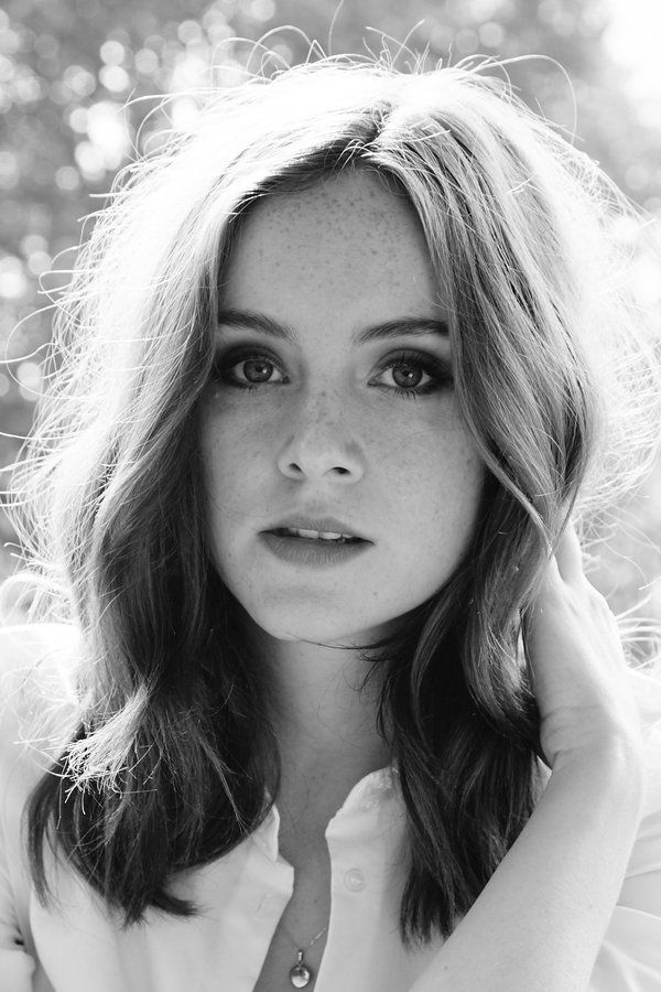 Sophie Rundle – Foto