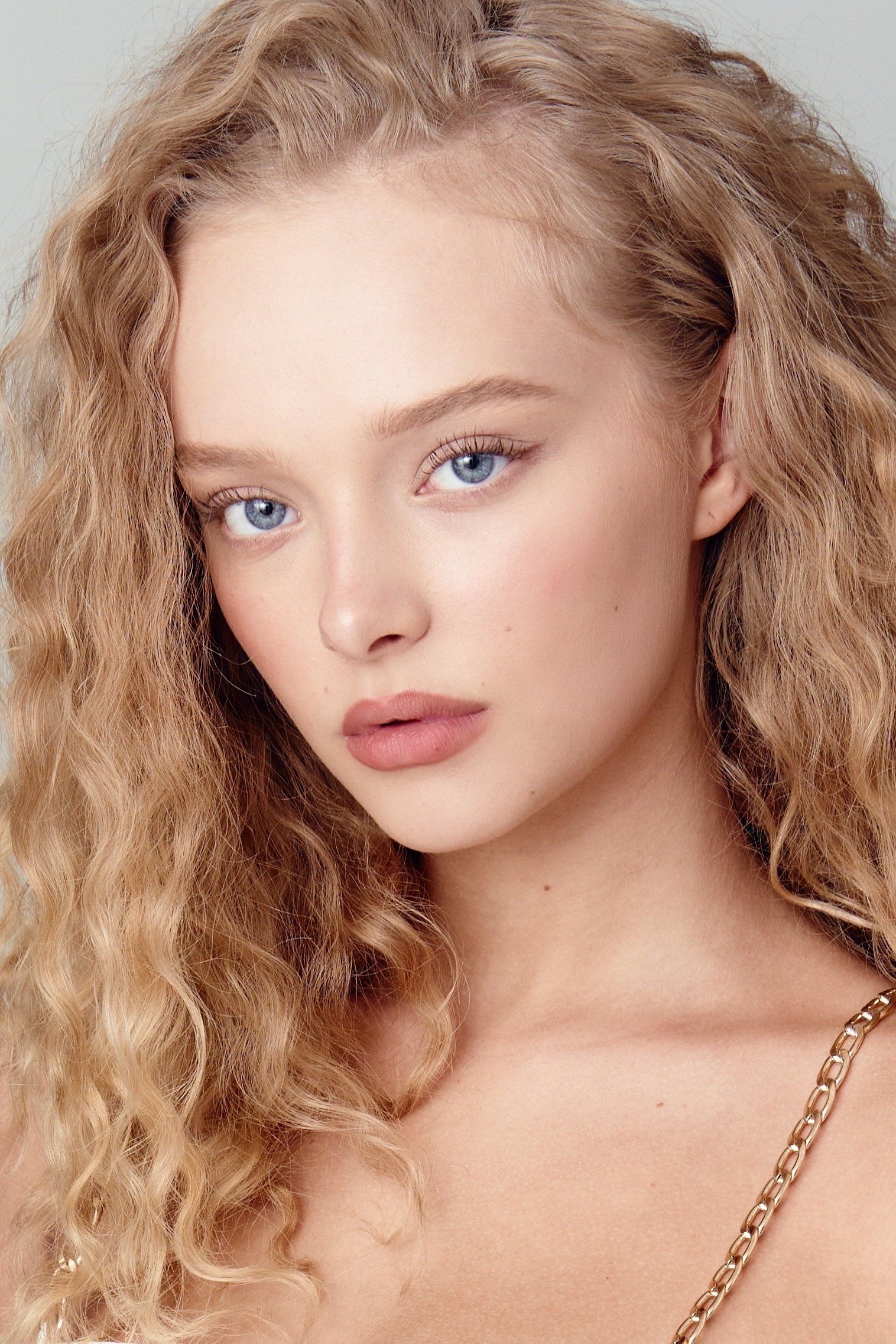Amiah Miller – Foto