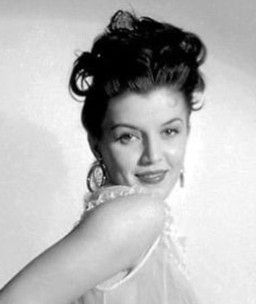 Joan Bradshaw – Foto