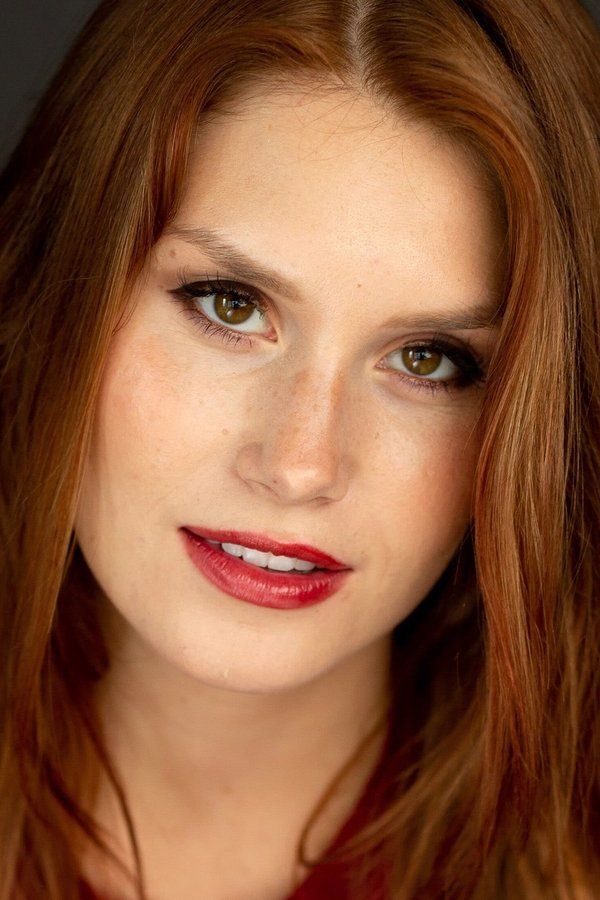 Natalie Sharp – Foto