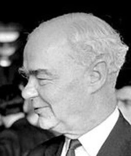 Edward Lewis – Foto
