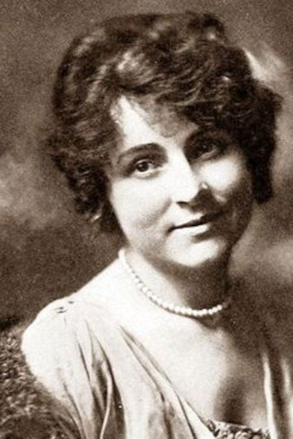 Stella LeSaint – Foto