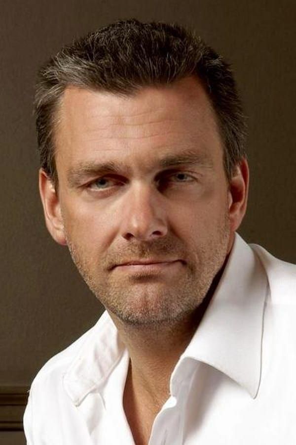 Ray Stevenson – Foto