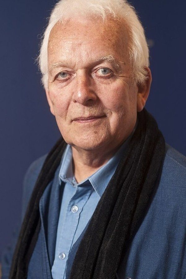Andrew Davies – Foto