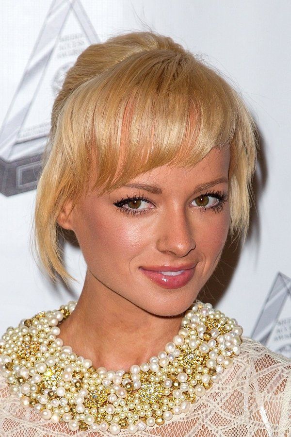 Ashley Rickards – Foto