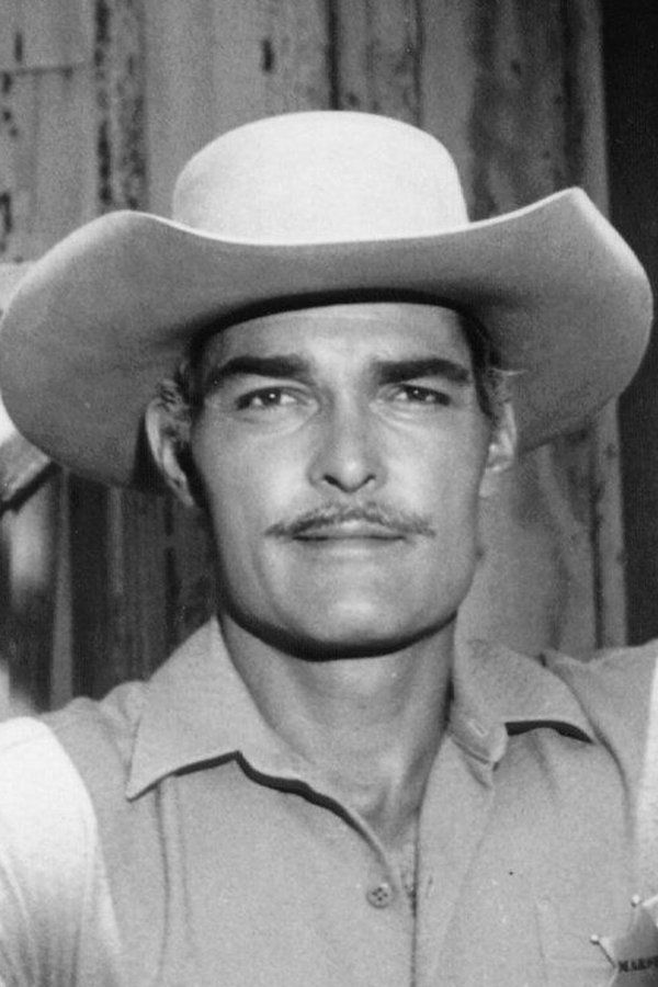 John Russell – Foto