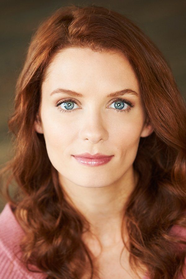 Lara Jean Chorostecki – Foto