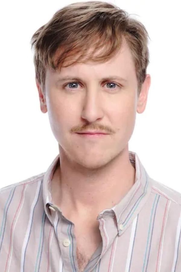 Johnny Pemberton – Foto