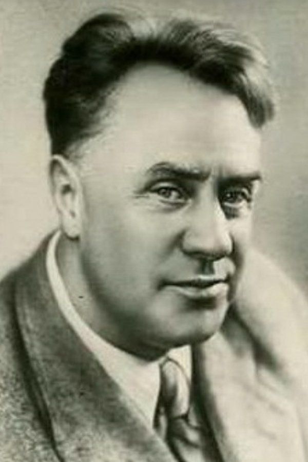 Mikhail Zharov – Foto