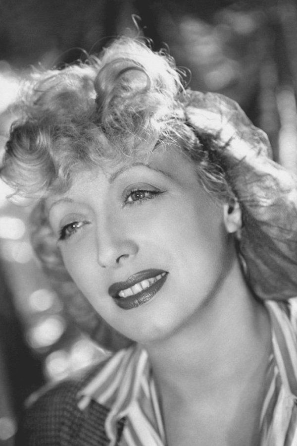 Suzy Prim – Foto