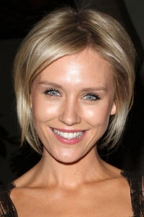 Nicky Whelan – Foto