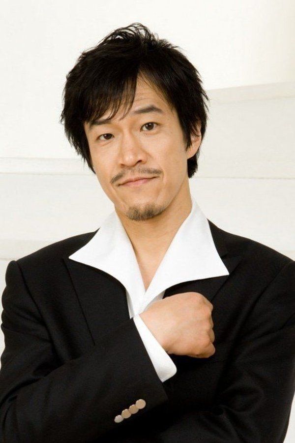 Rikiya Koyama – Foto