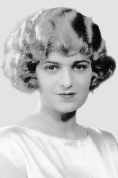 Mary Akin – Foto